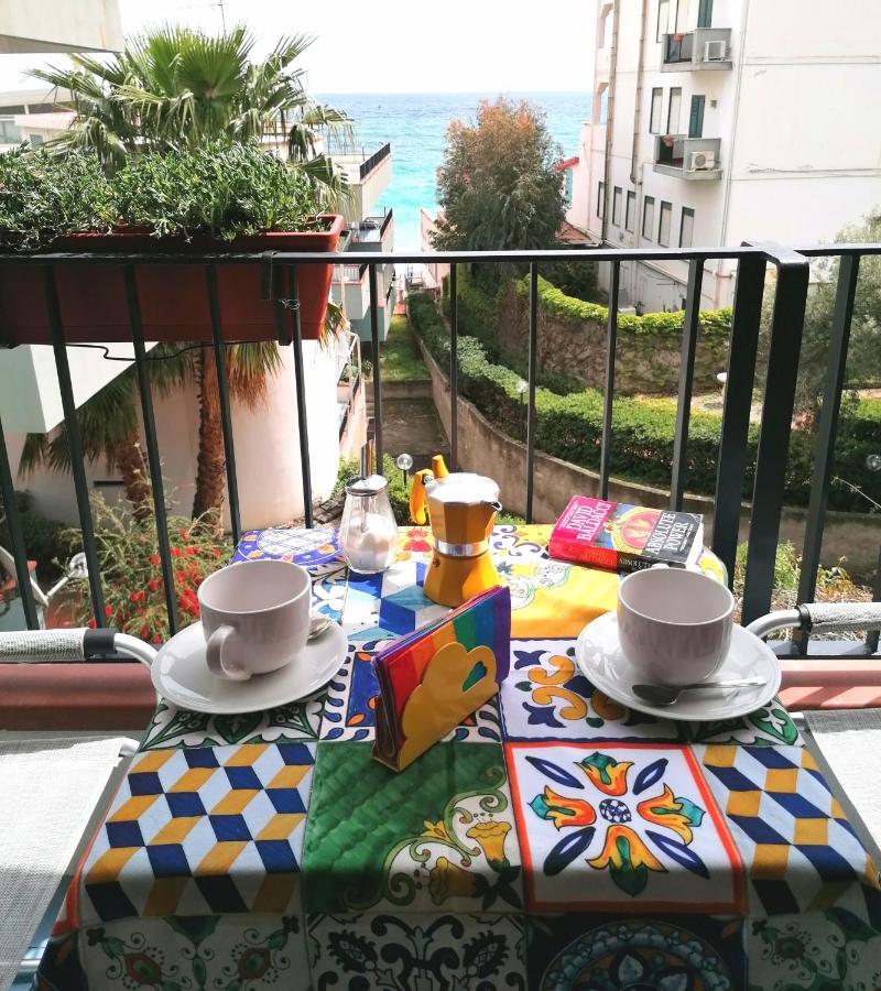 Oltremare Taormina Letojanni Apartment Exterior foto
